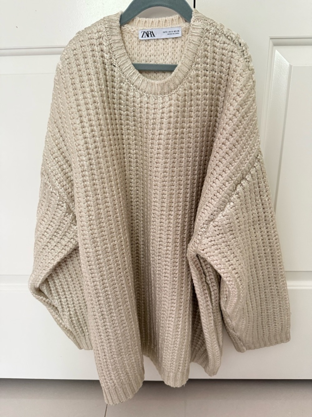 Zara Cream Textured Knit V-Neck Sweater